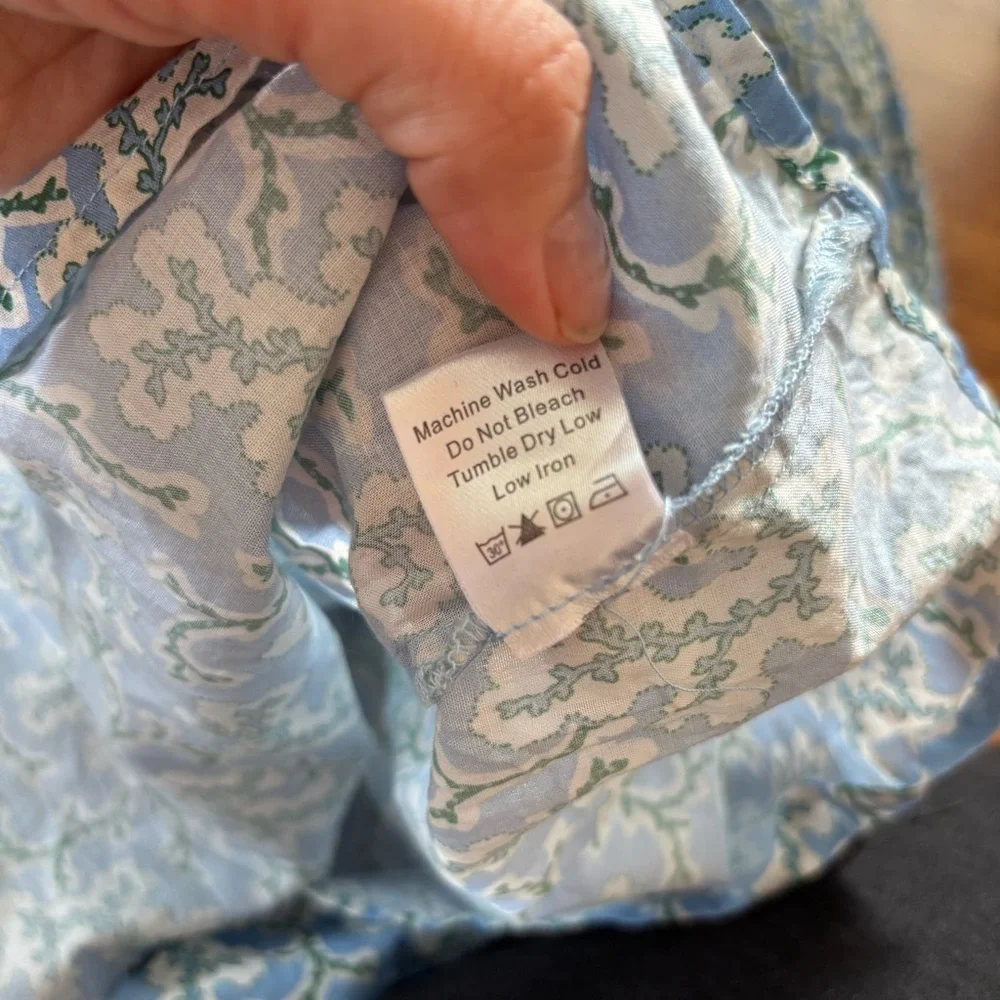 Tuckernuck Blue Smocked Puff-Sleeve Floral Top